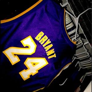 Kobe Jersey doesn’t fit me anymore ☹️